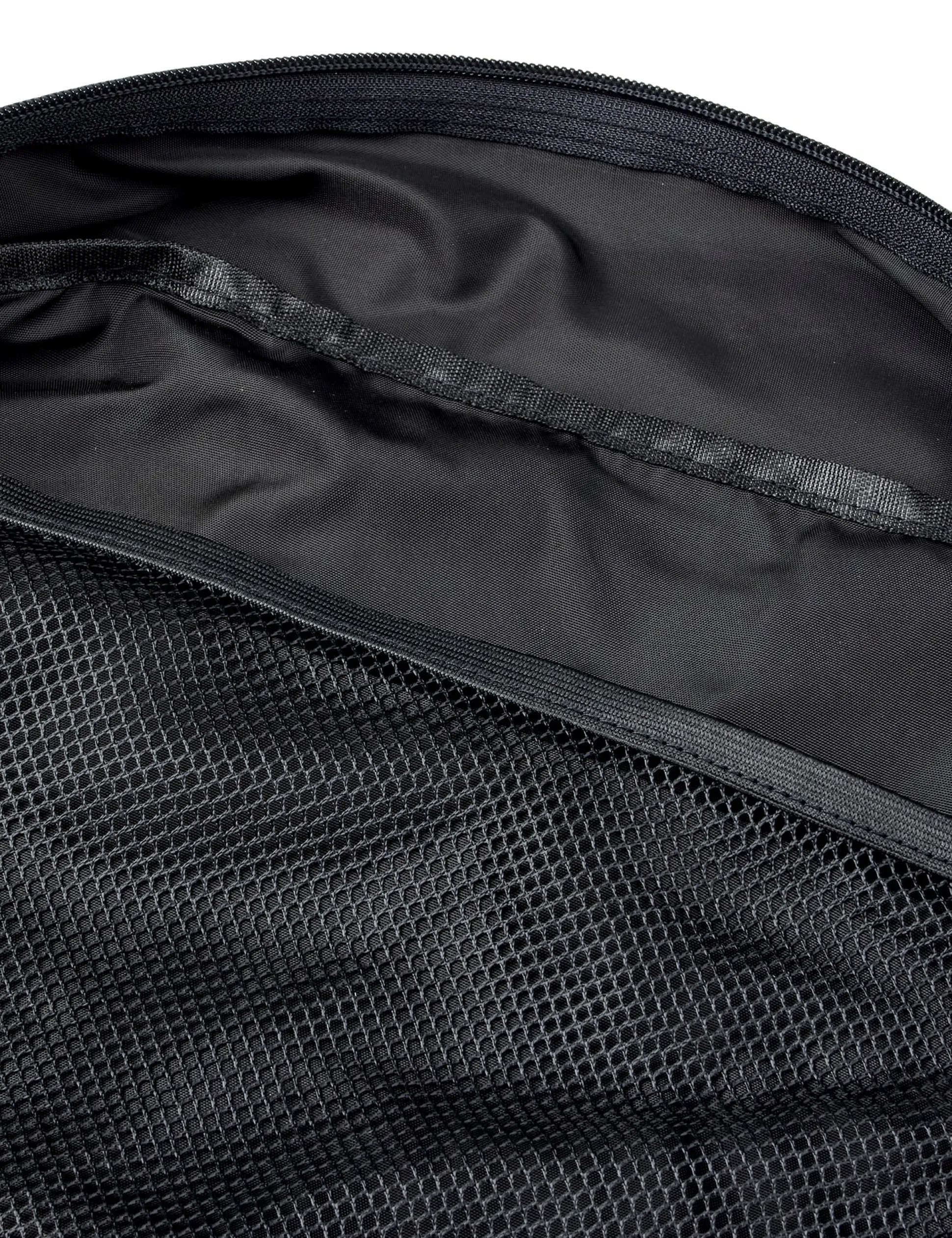 Tian Getaway Bag