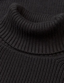 Tight Cotton Kurt Knit