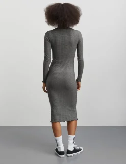 5x5 Stripe Boa Dress